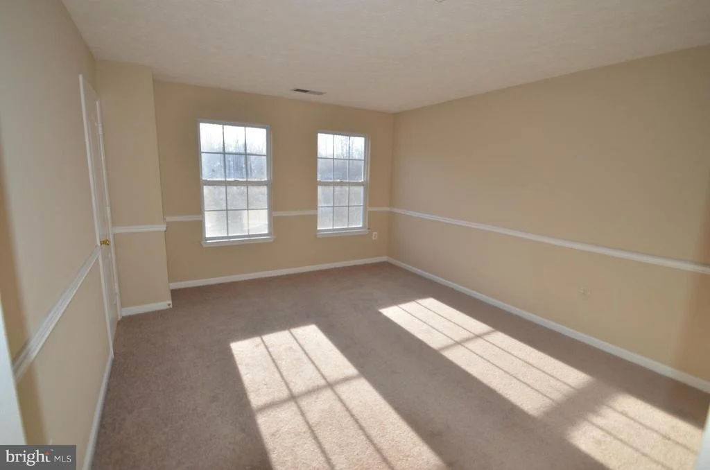 Photo of 2324 SOUTH HAMPTON DRIVE