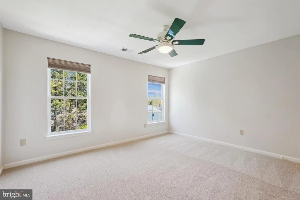 Photo of 4422 WINDING OAK DRIVE