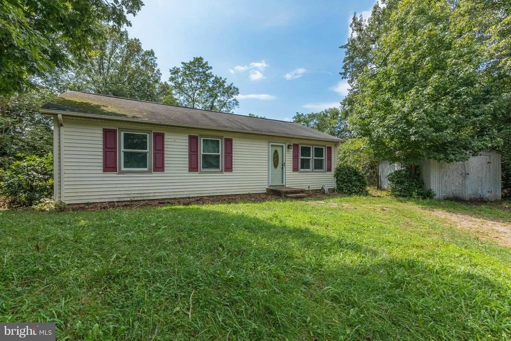 Photo of 230 NORTHVIEW DRIVE