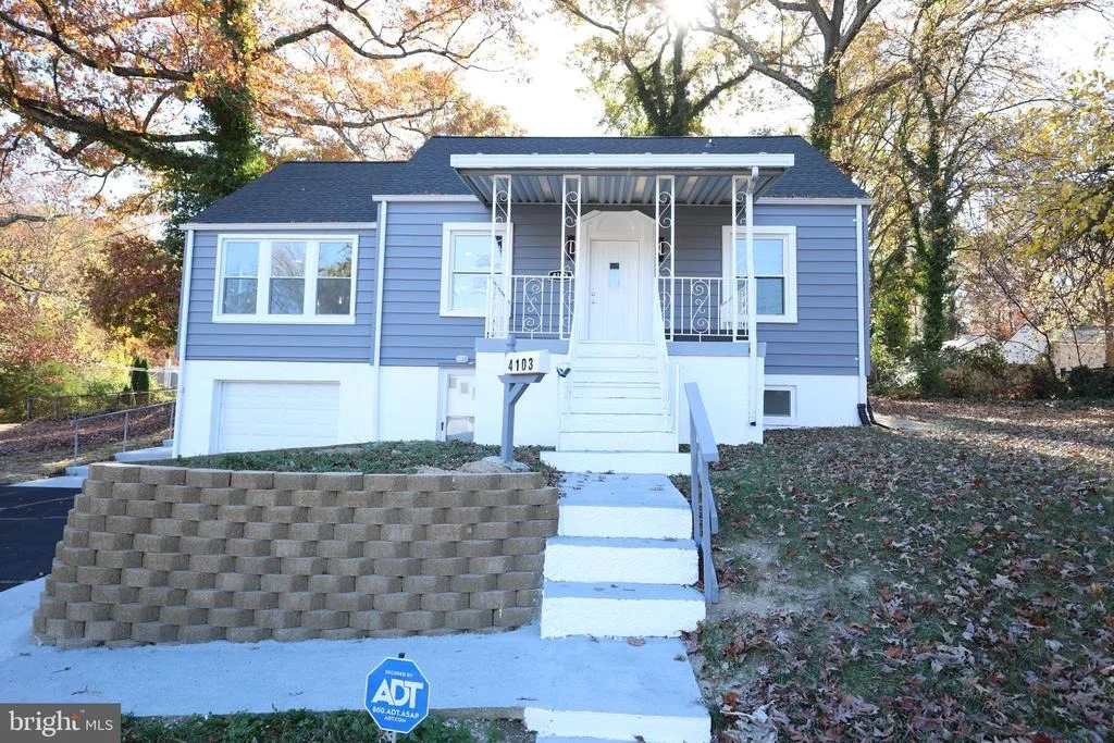 Photo of 4103 MAPLE