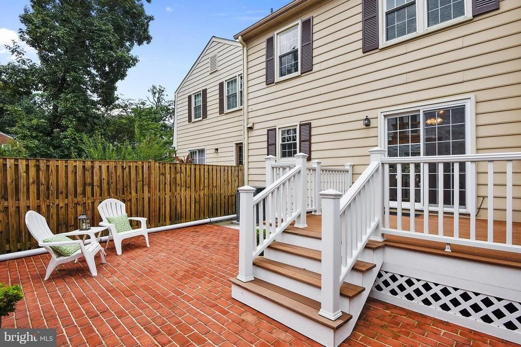 Photo of Unit 8 at 1037 WINDRUSH LANE