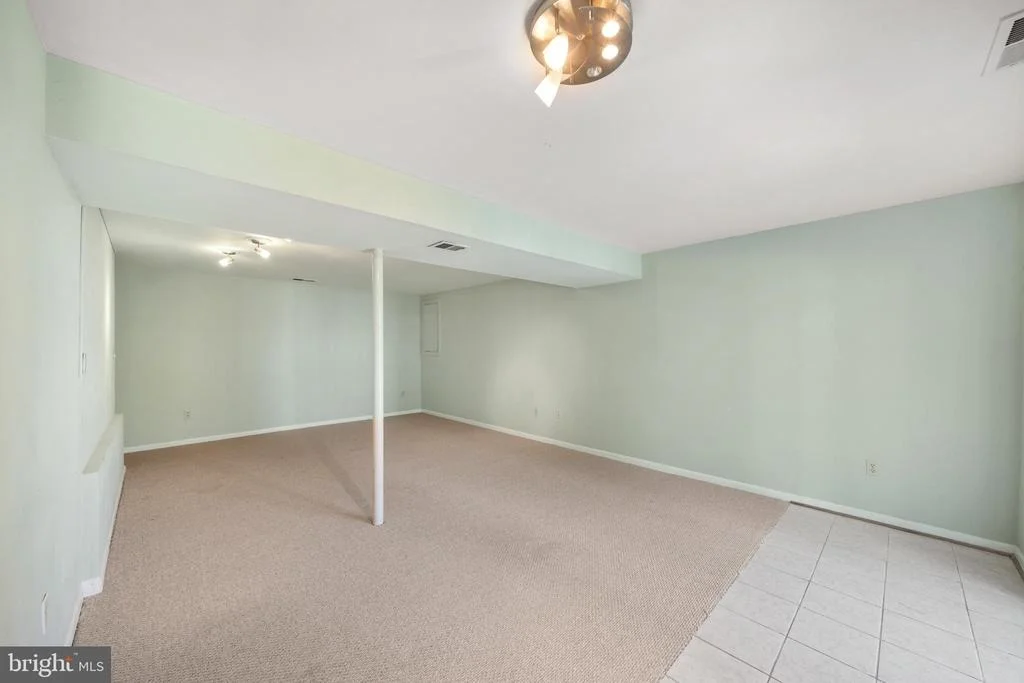 Photo of 14404 BASINGSTOKE LANE