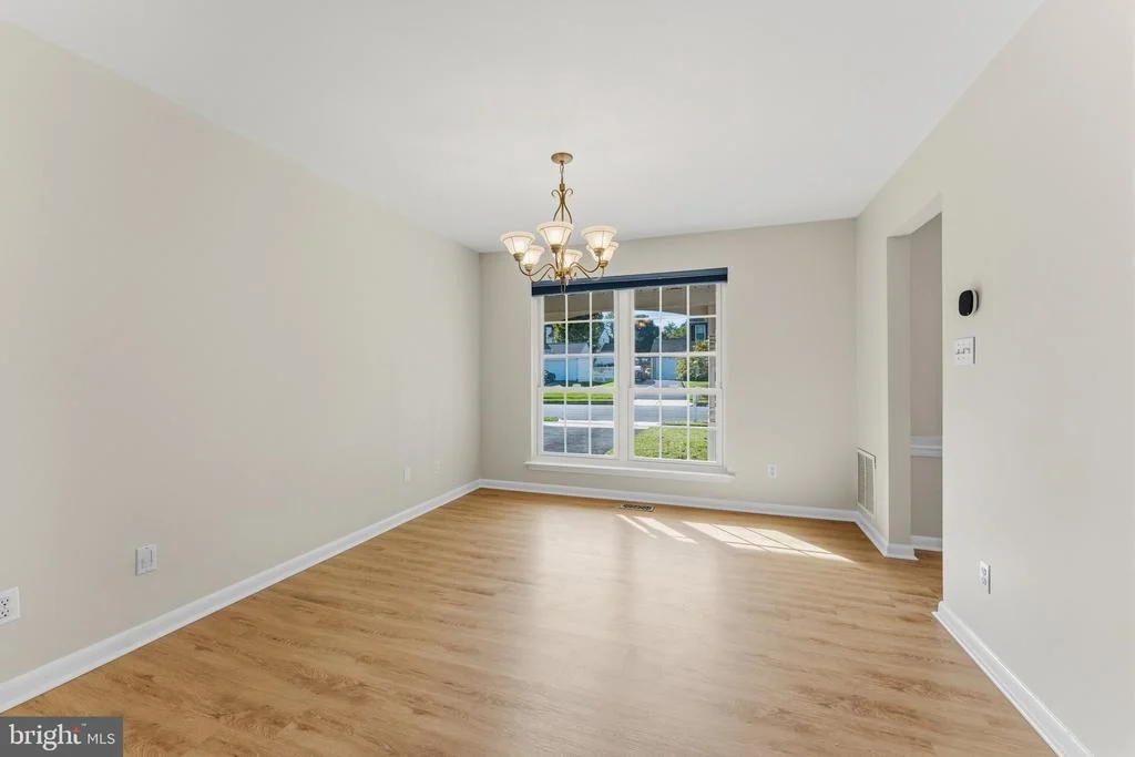 Photo of 1465 KINGSTREAM DRIVE