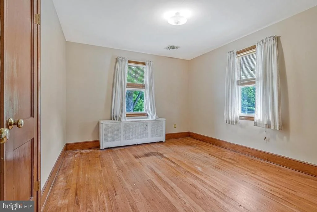 Photo of 6614 HORSESHOE ROAD