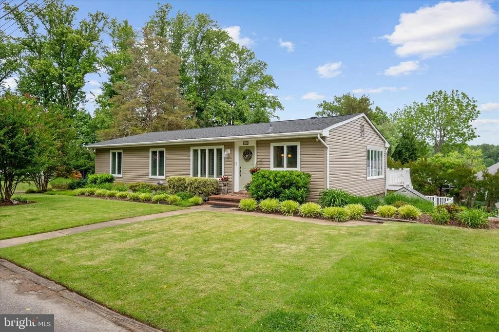 Photo of 508 WALNUT DRIVE