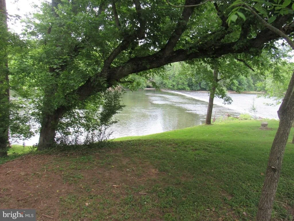 Photo of 831 GOOD MILL ROAD