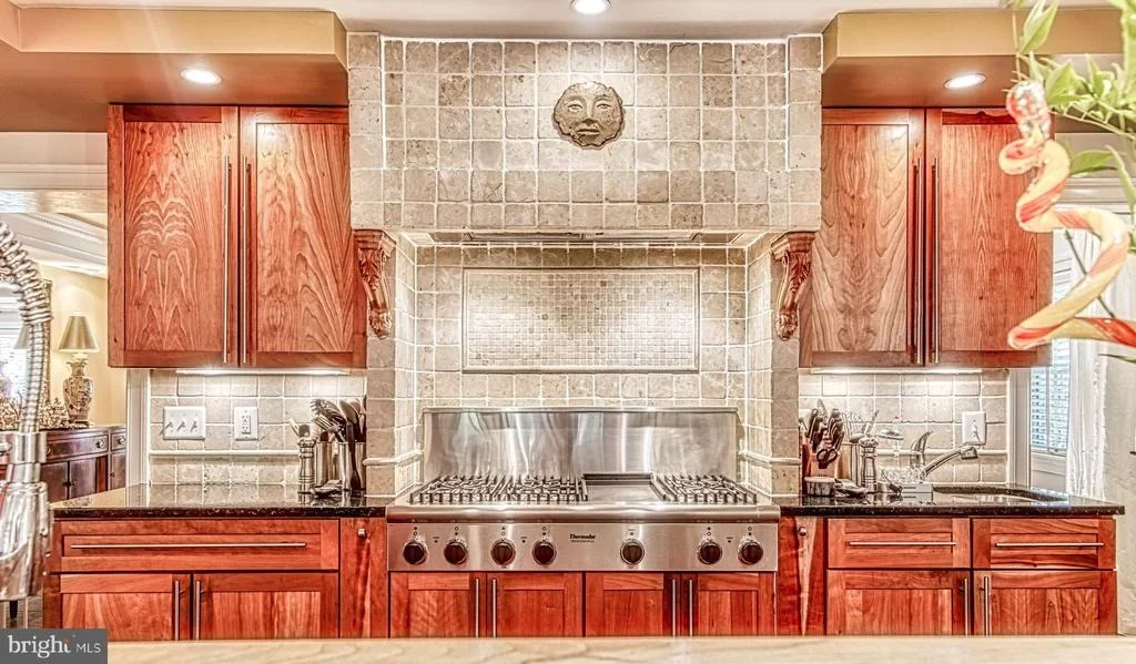 Photo of 907 JUNIPER PLACE
