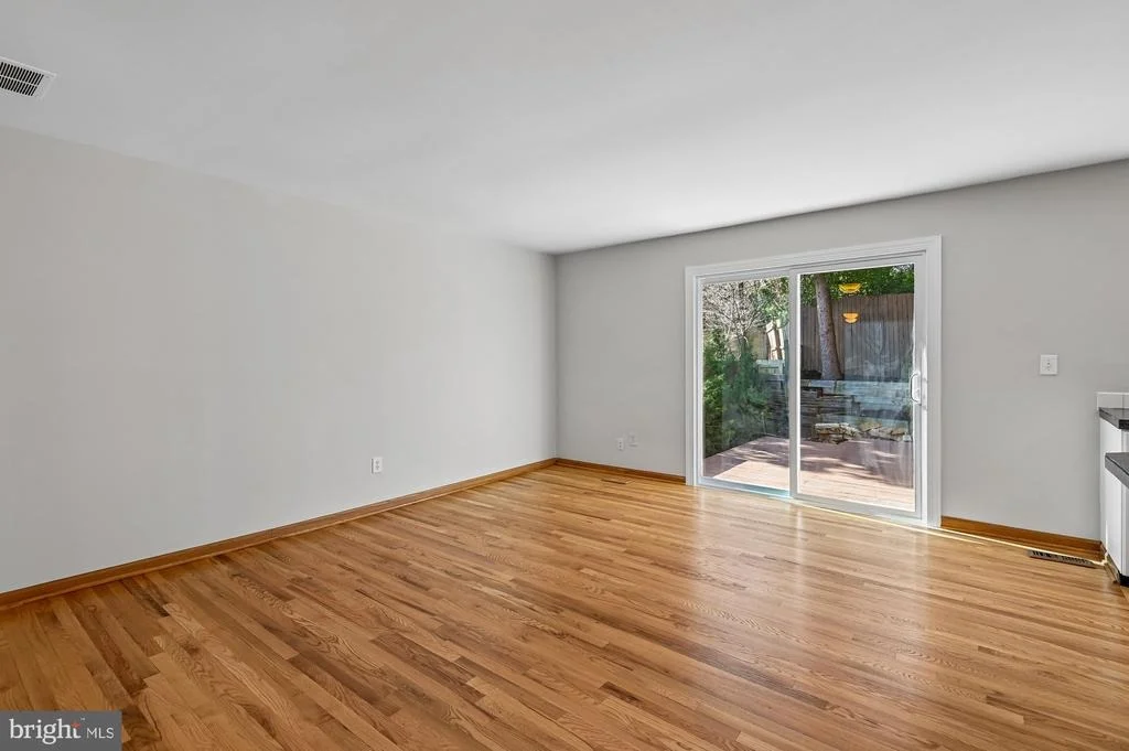 Photo of 5106 THUNDER HILL ROAD