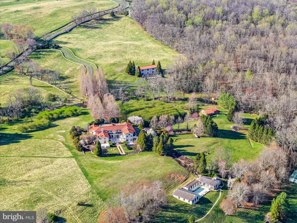 Photo of 2547 HALFWAY ROAD