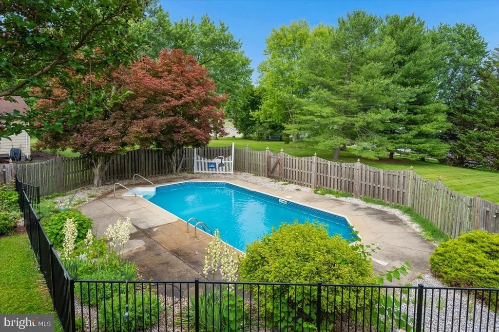 Photo of 7993 PLEASANT COURT