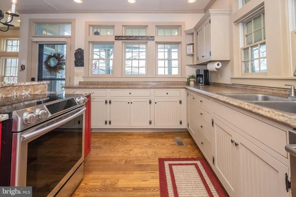 Photo of 726 SUNSET RIDGE DRIVE
