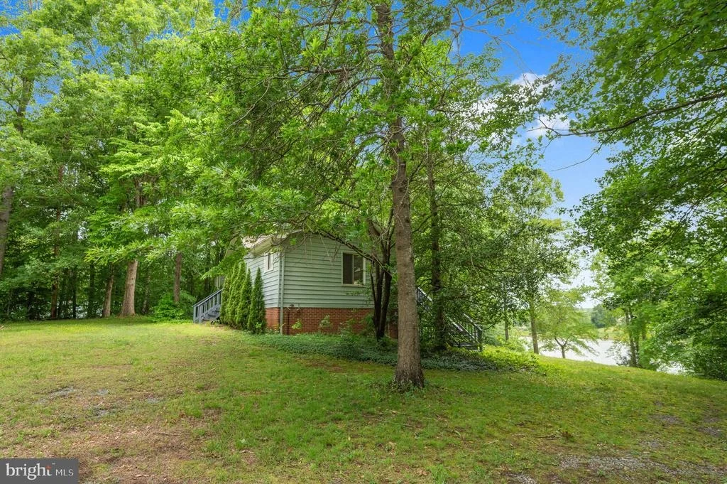 Photo of 303 PINE DRIVE