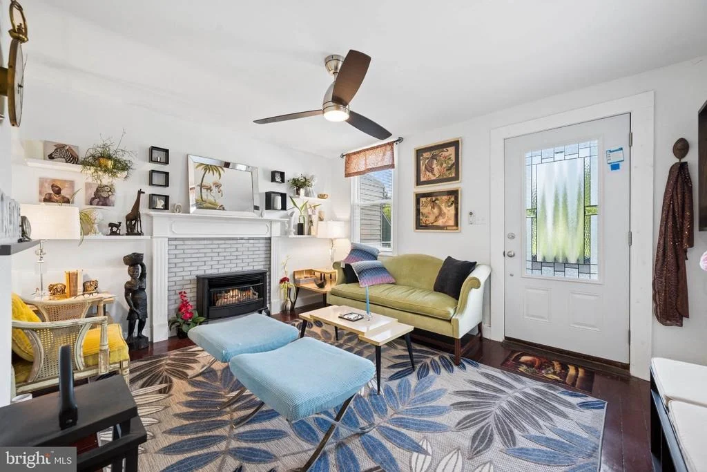 Photo of 3355 FALLS ROAD