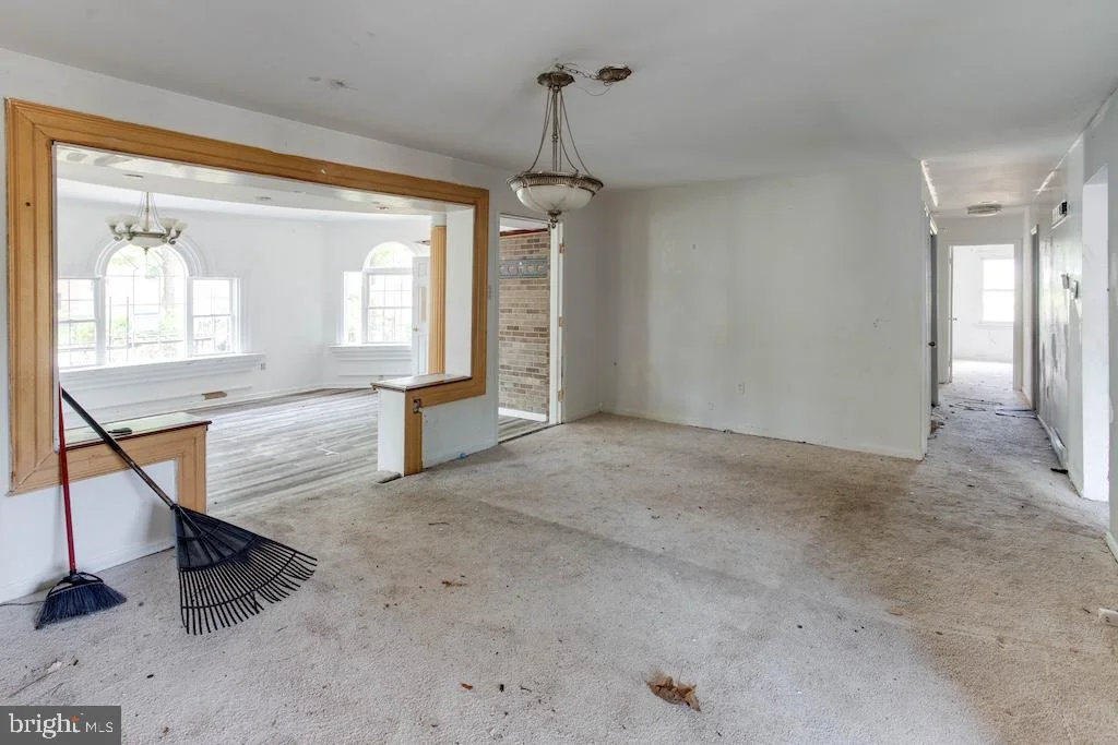 Photo of 105 RAINTREE BOULEVARD