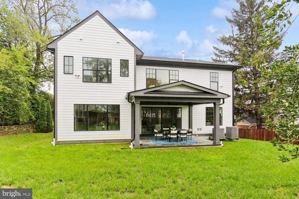 Photo of 6217 PLAINVIEW ROAD