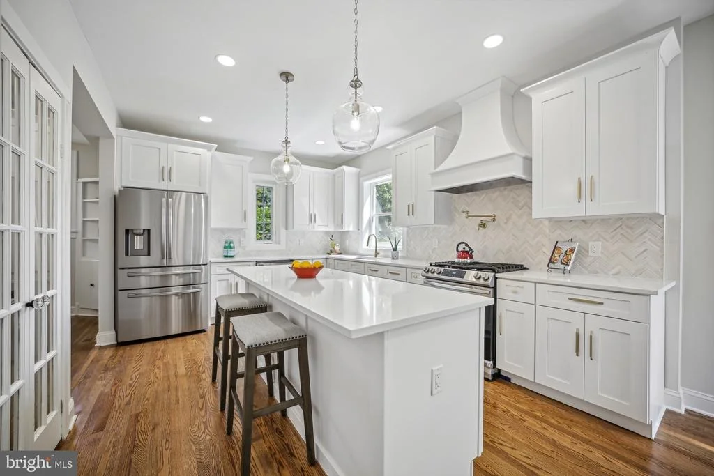 Photo of 9513 BILTMORE DRIVE