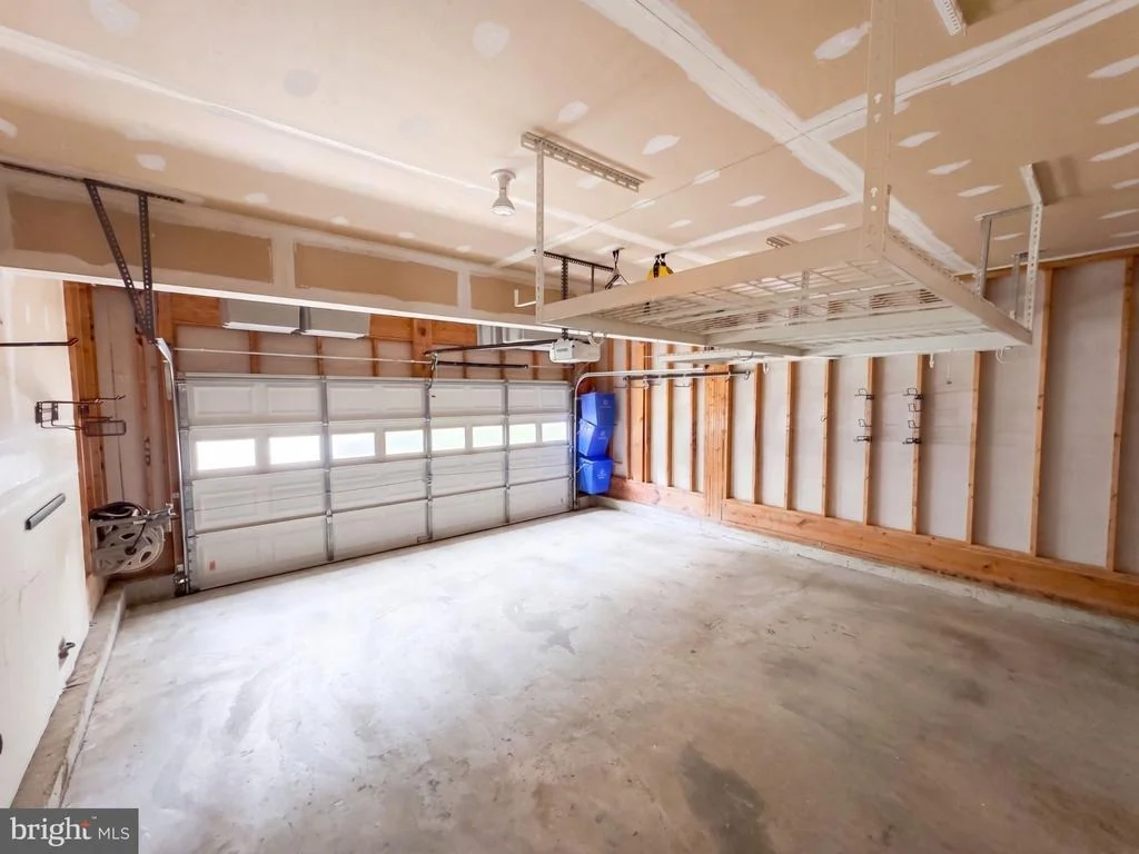 Photo of 11301 WILLOWDALE DRIVE