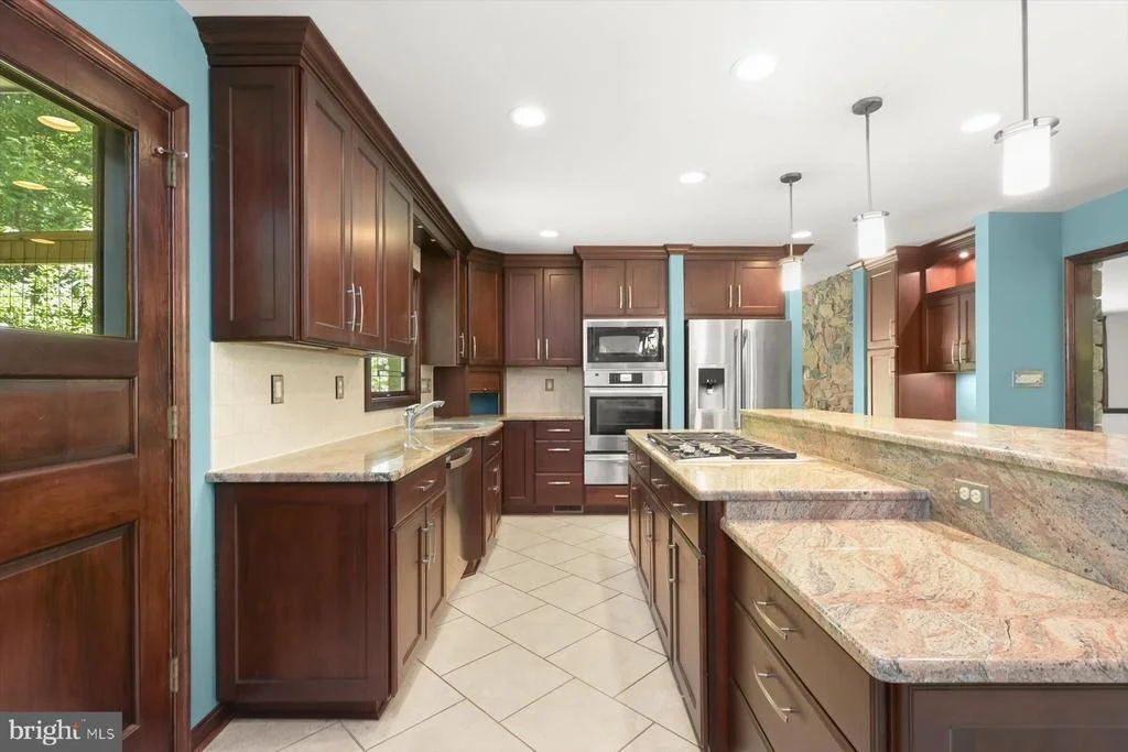 Photo of 13922 WAYSIDE DRIVE