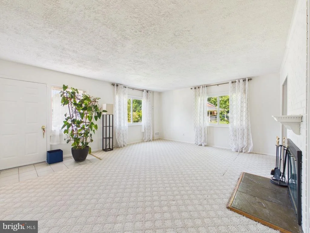 Photo of 5512 KATHLEEN PLACE