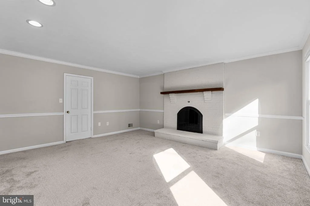 Photo of 12938 BYEFIELD DRIVE