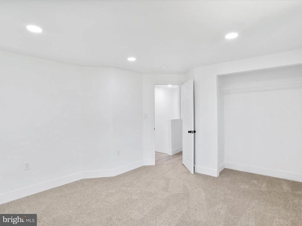 Photo of 535 HARRISON AVENUE