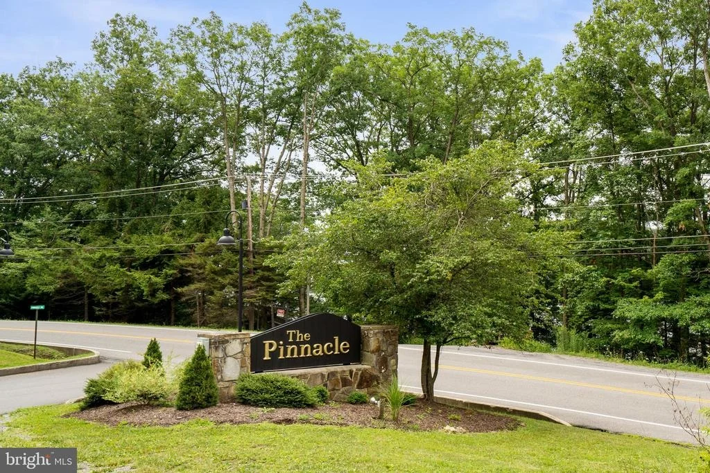 Photo of 723 PINNACLE DRIVE