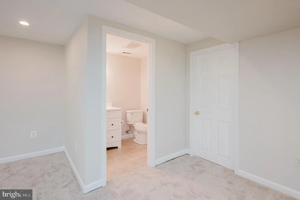 Photo of 4 OLD SPRING COURT