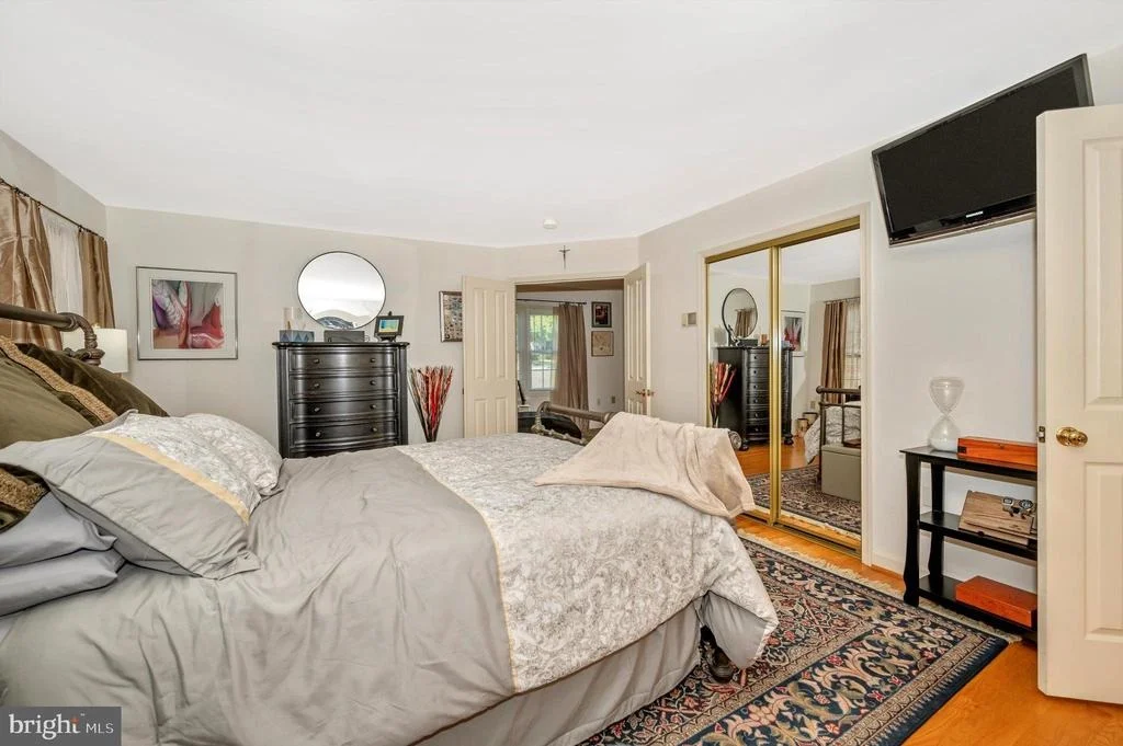 Photo of 841 DUNBROOKE COURT