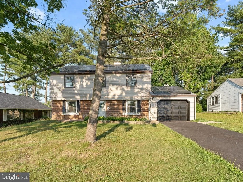 Photo of 60 PINAFORE LANE