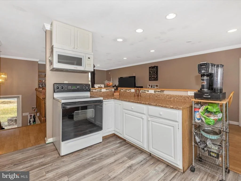 Photo of 19017 WOOTTON AVENUE