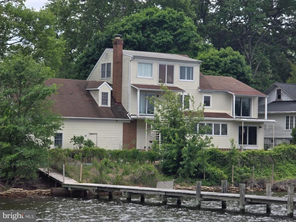 Photo of 145 EDGEWATER DRIVE