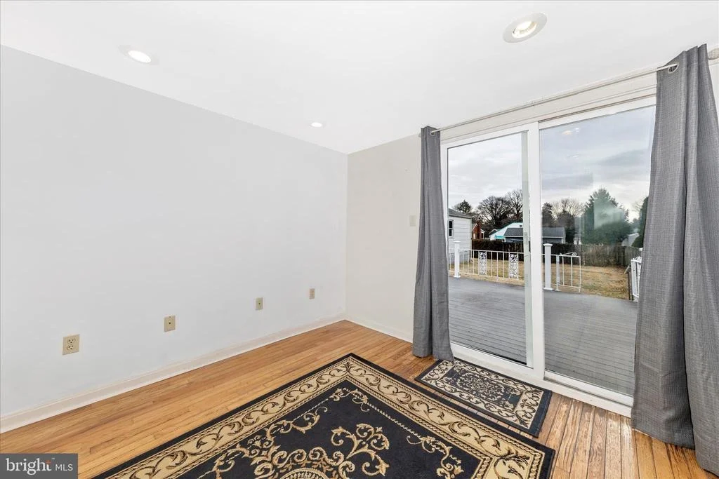 Photo of 502 MILITARY ROAD