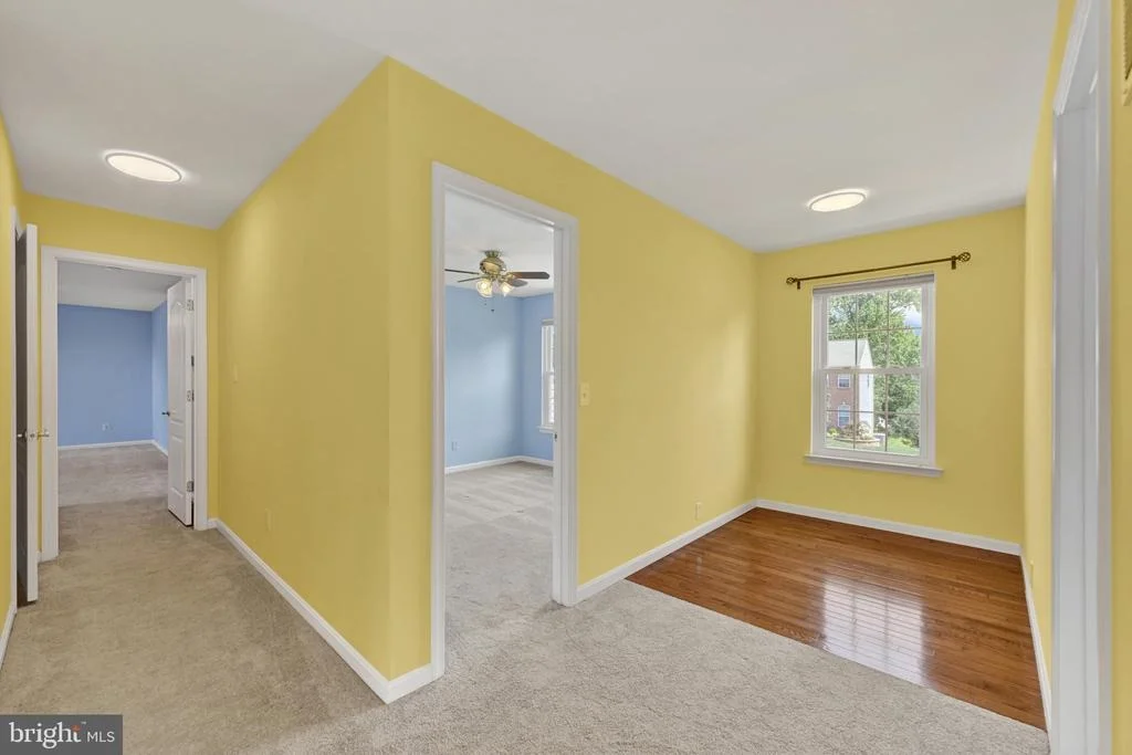 Photo of 1420 MOONSHADOW ROAD