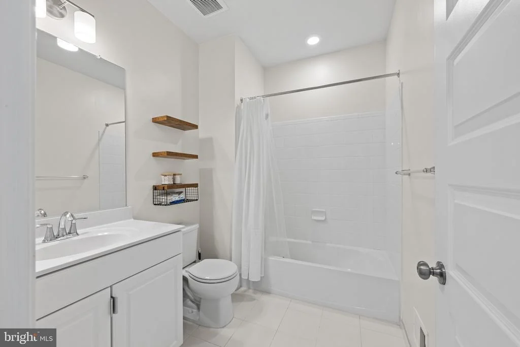 Photo of 6119 SAVANNAH DRIVE