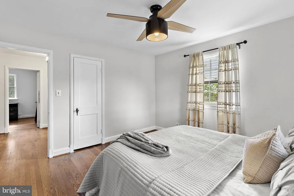 Photo of 1200 SOUTHVIEW ROAD
