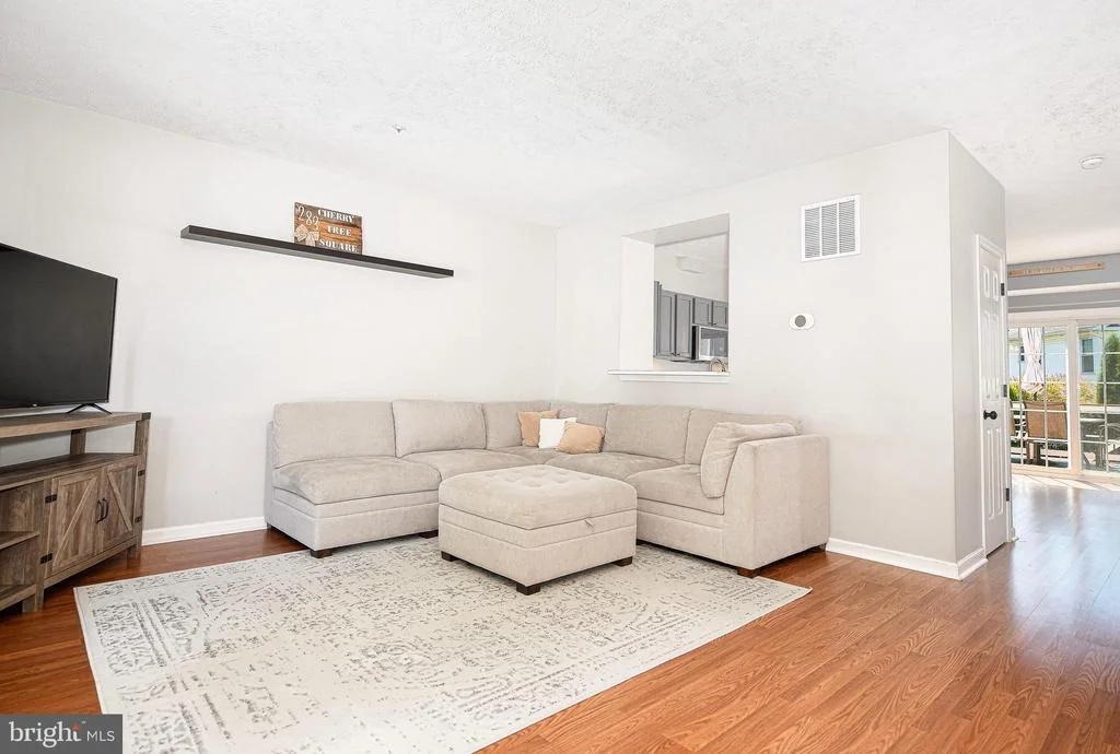 Photo of 283 CHERRY TREE SQUARE