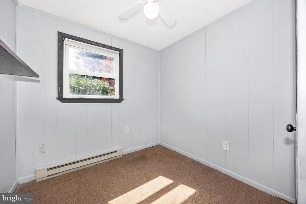 Photo of 3905 SUGARLOAF DRIVE