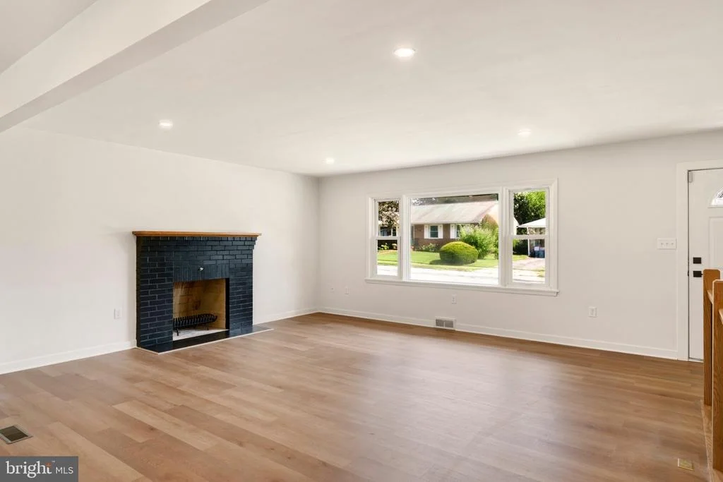 Photo of 615 TANEY AVENUE