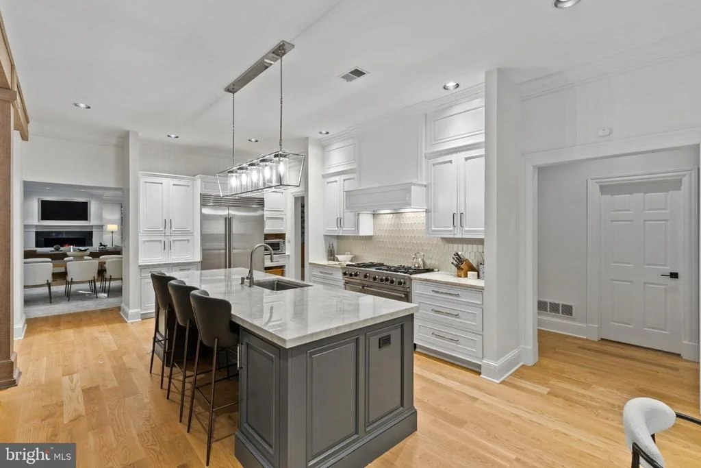 Photo of 3137 BLENDON ROAD