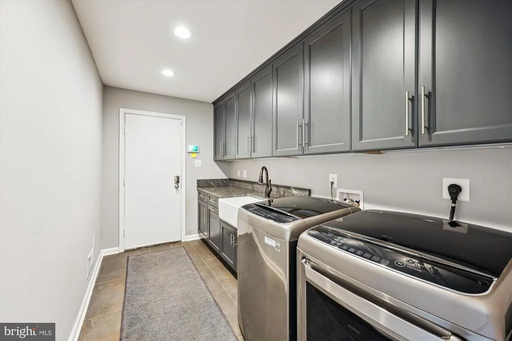 Photo of 15221 MIDDLEGATE ROAD