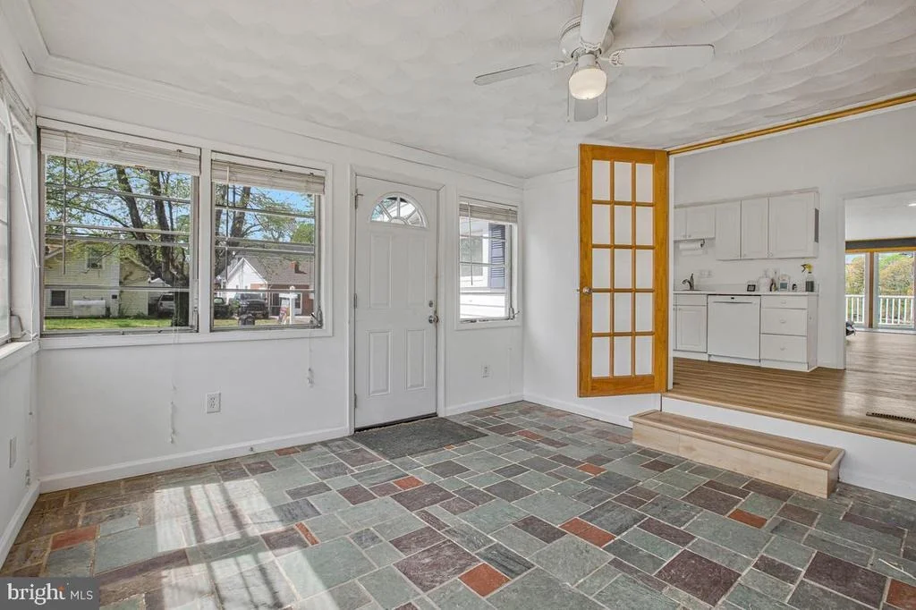 Photo of 7801 WATERVIEW