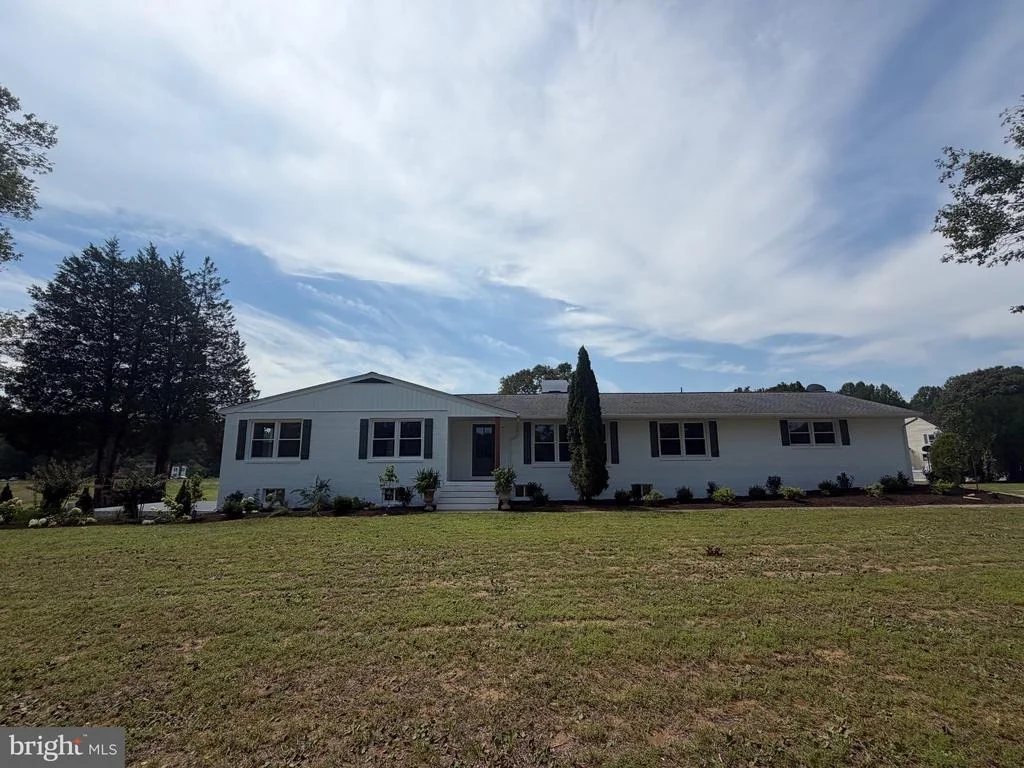 Photo of 1023 BAYARD ROAD
