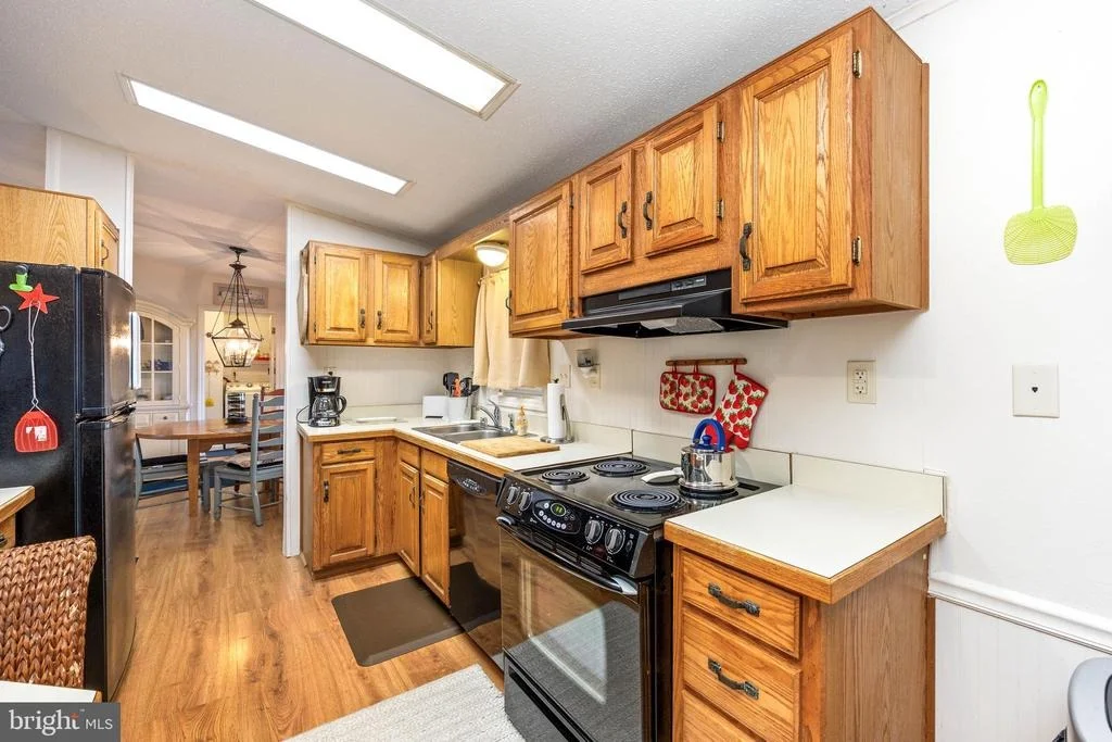 Photo of 7940 RIVERVIEW ROAD