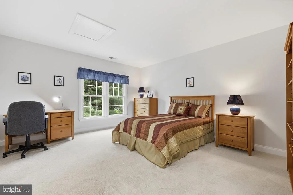 Photo of 5019 TOTHILL
