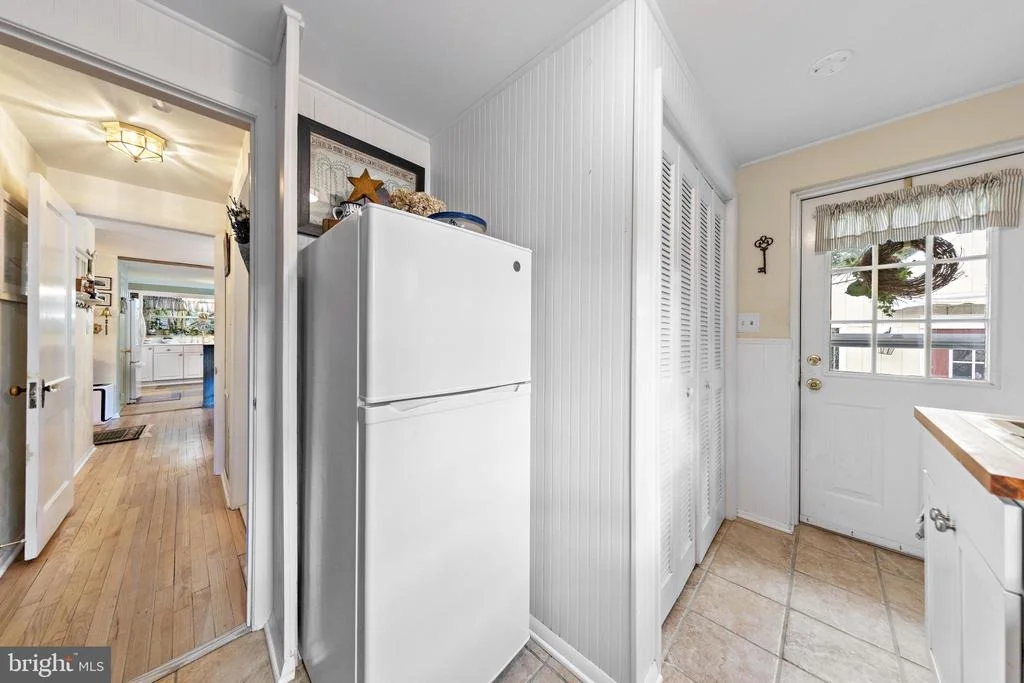 Photo of 410 ABSECON TERRACE