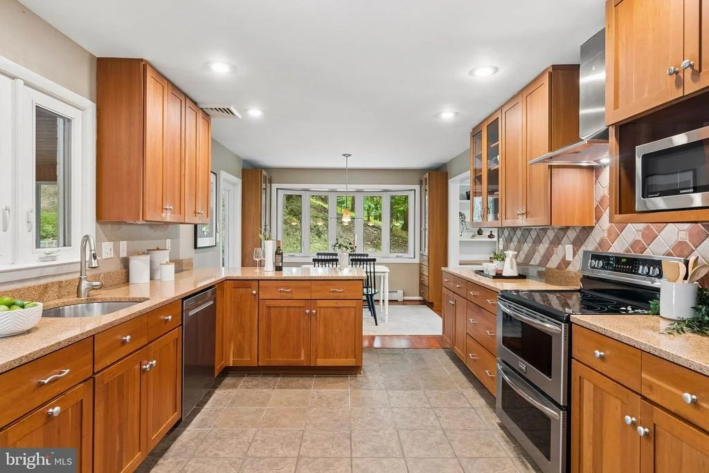 Photo of 804 STAGS HEAD ROAD