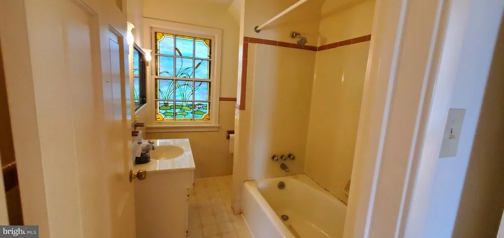 Photo of 227 WYNGATE DRIVE