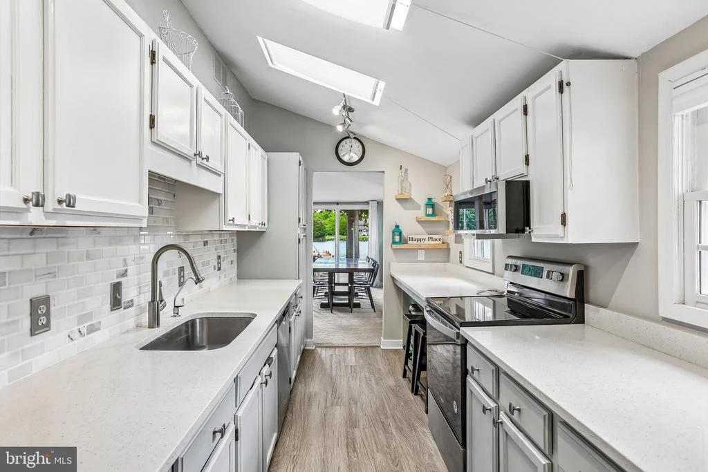 Photo of 275 GIBSON ROAD