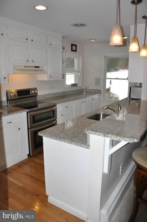 Photo of 9820 WARTHEN DRIVE