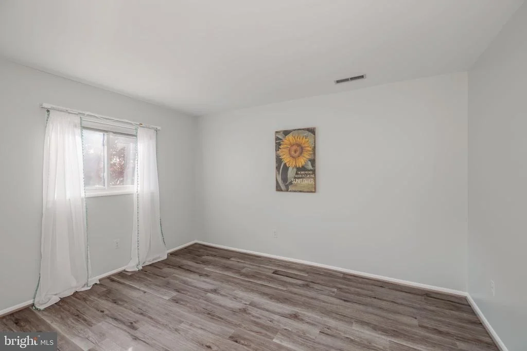 Photo of 8815 BURBANK ROAD